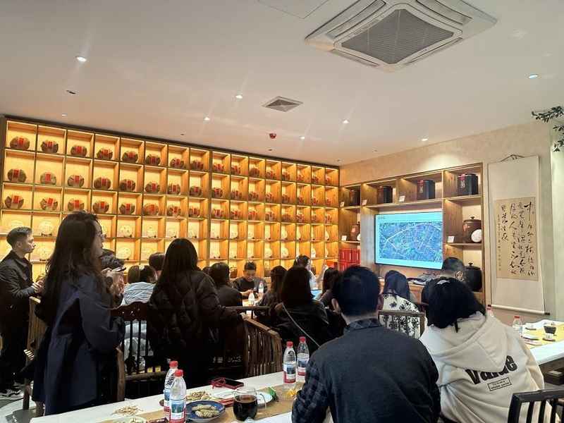  成都二手房市场升温；老旧小户型受关注；投资者关注长期收益。 房产家居