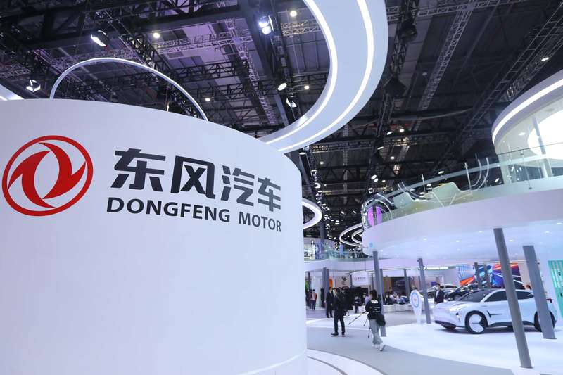  【技术解码】新能源重卡渗透率跃升至33%：东风柳汽乘龙全矩阵战略深度拆解 汽车科技 【技术解码】新能源重卡渗透率跃升至33%：东风柳汽乘龙全矩阵战略深度拆解 汽车科技