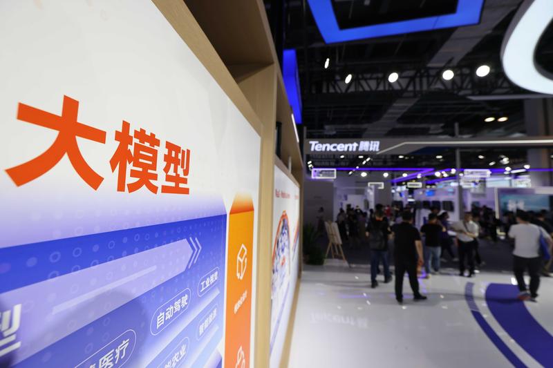  俄罗斯AI自主突围：普京大模型战略的深层逻辑与五大实施路径 IT技术 俄罗斯AI自主突围：普京大模型战略的深层逻辑与五大实施路径 IT技术