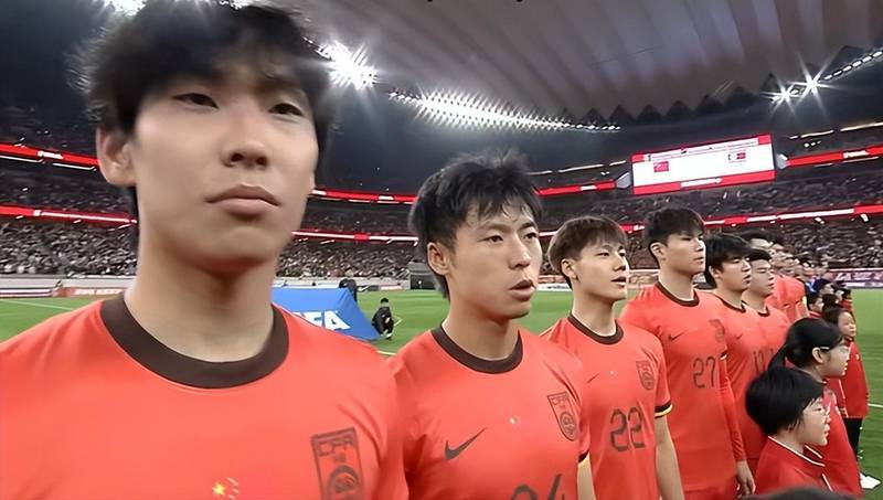  【战术复盘】87分钟点球背后的攻防逻辑：U23男足防守体系的深层缺陷与破局路径 体育新闻