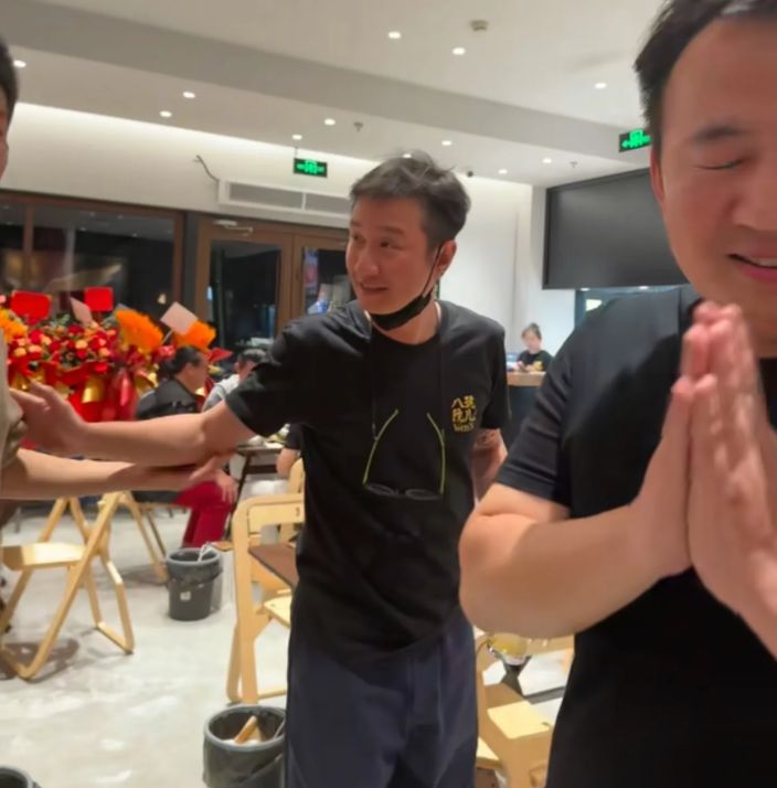  十年沉浮：那个曾经不可一世的男人，终于学会了低头 情感心理